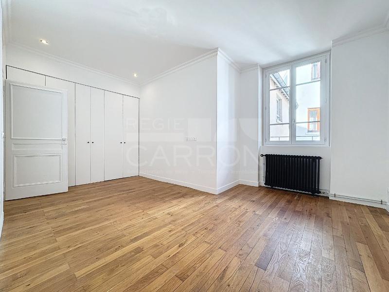 Appartement - 99 m² - 4 pièces