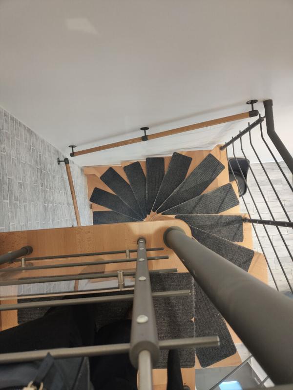 Maison - 80 m² - 8 pièces