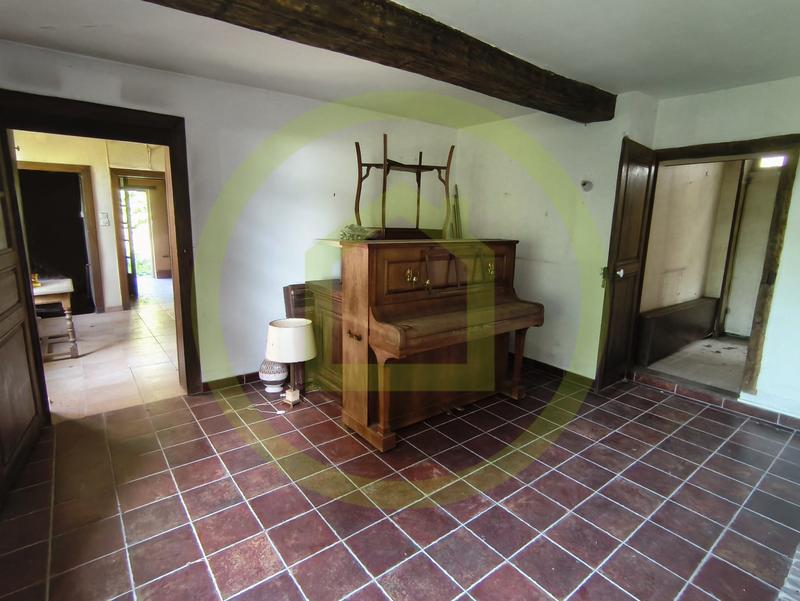 Maison - 225 m² - 7 pièces