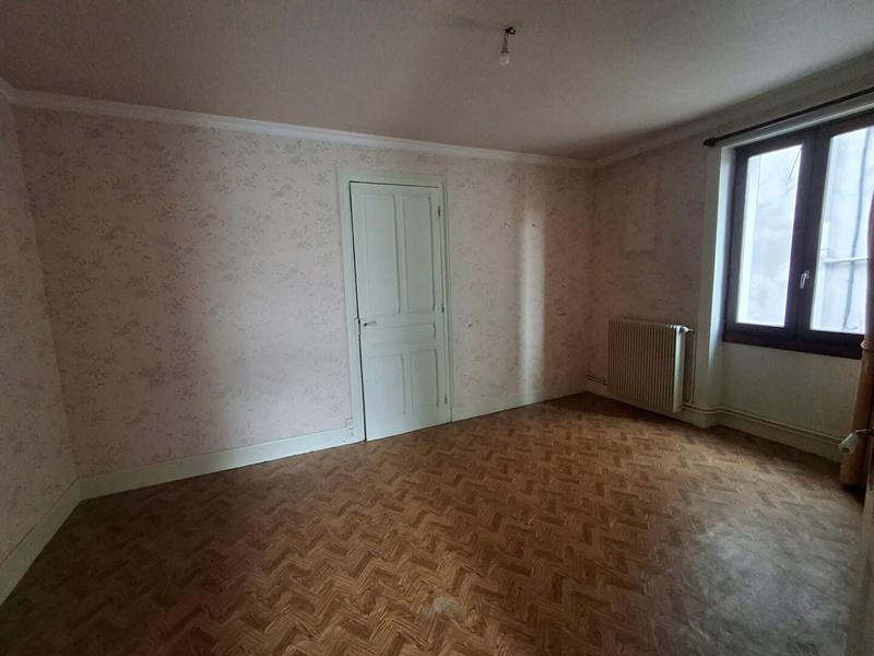 Maison - 98 m² - 5 pièces