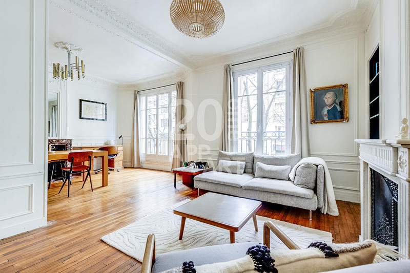 Appartement - 84 m² - 4 pièces