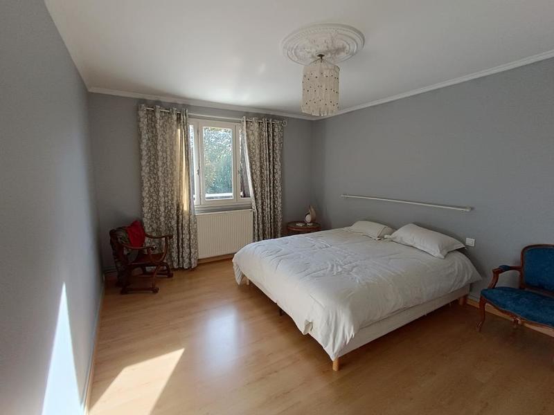 Maison - 170 m² - 5 pièces