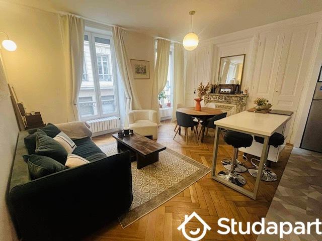 Appartement - 80 m² - 4 pièces