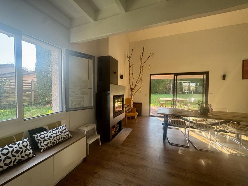 Maison - 159 m² - 5 pièces