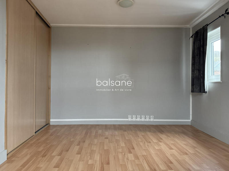 Maison - 152 m² - 6 pièces