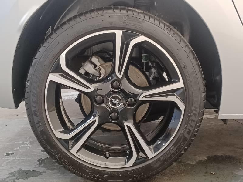 Opel Corsa 1.2 Turbo Hybrid 136 ch e-Dct6 Gs