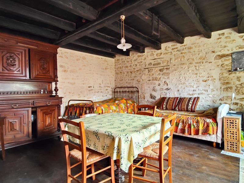 Maison en pierre - 126 m² - 4 pièces