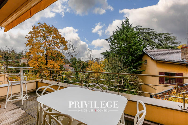 Local commercial - 85 m² - 3 pièces