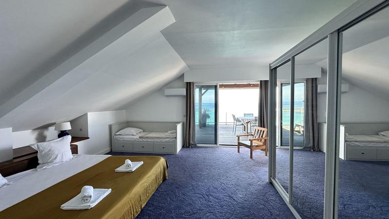 Appartement - 220 m² - 4 pièces