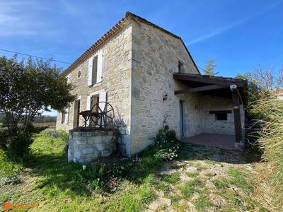 Maison - 122 m² - 4 pièces