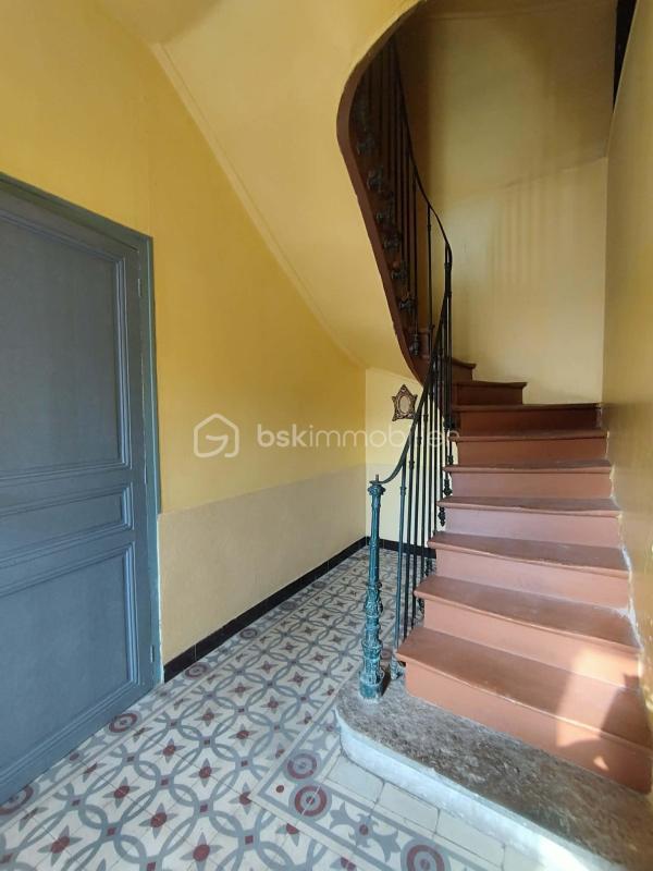 Maison de village - 300 m² - 11 pièces