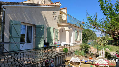 Villa - 161 m² - 8 pièces