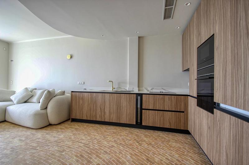 Appartement - 77 m² - 3 pièces