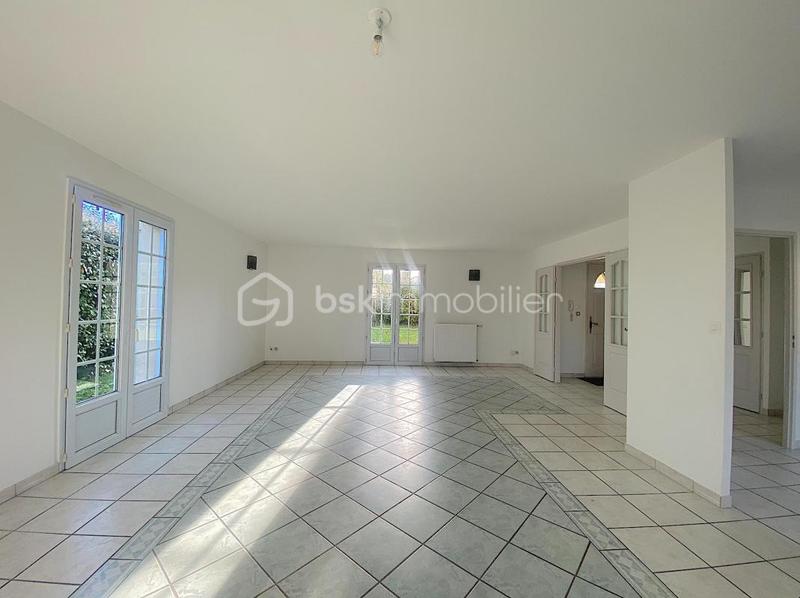 Maison traditionnelle - 110 m² - 4 pièces