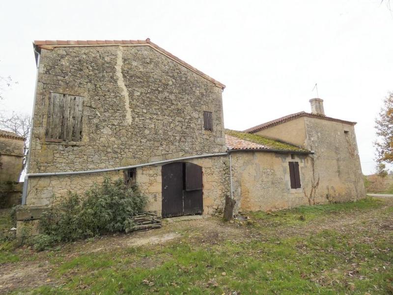 Corps de ferme - 250 m² - 6 pièces