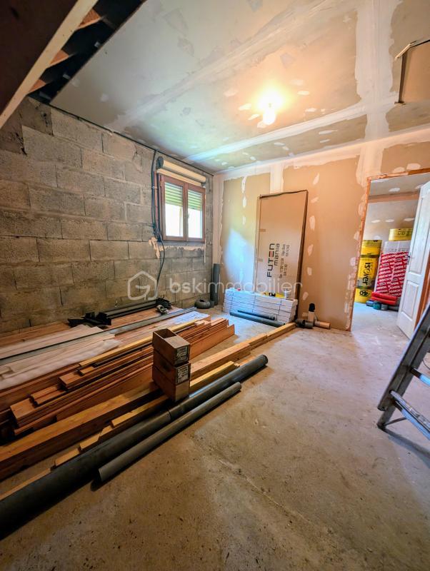 Maison traditionnelle - 115 m² - 7 pièces