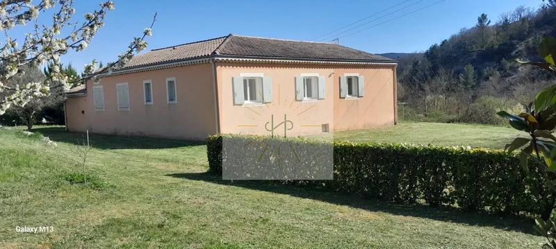 Maison - 138 m² - 5 pièces