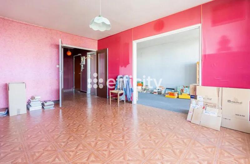 Appartement - 82 m² - 4 pièces