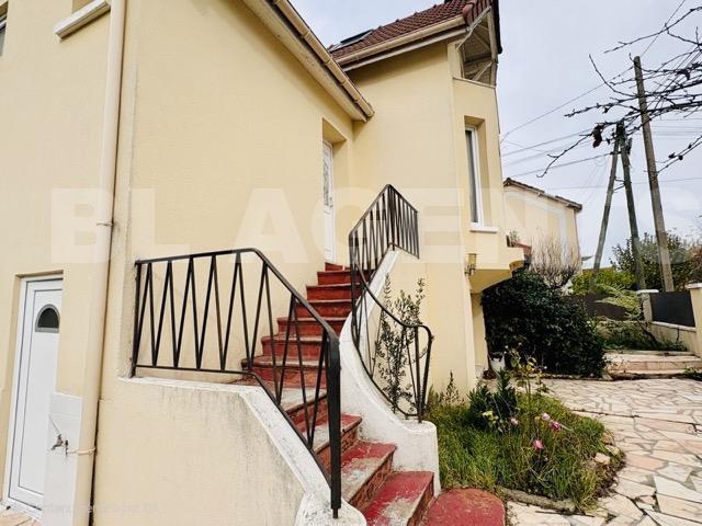 Maison ancienne - 199 m² - 7 pièces