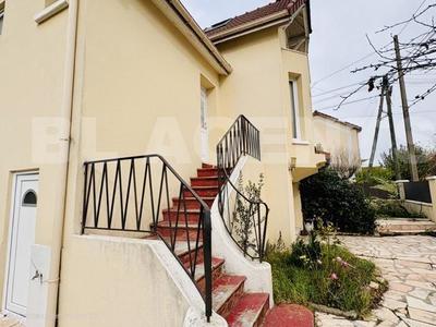 Maison ancienne - 199 m² - 7 pièces