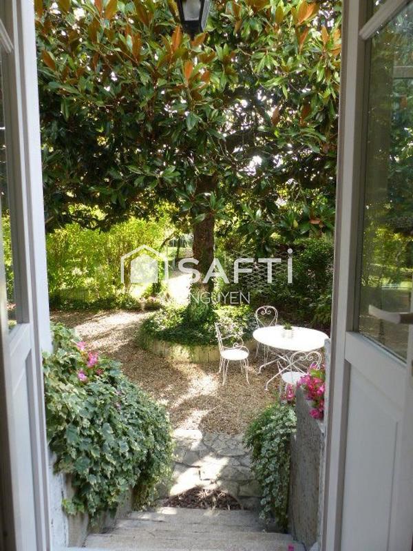 Maison - 178 m² - 7 pièces