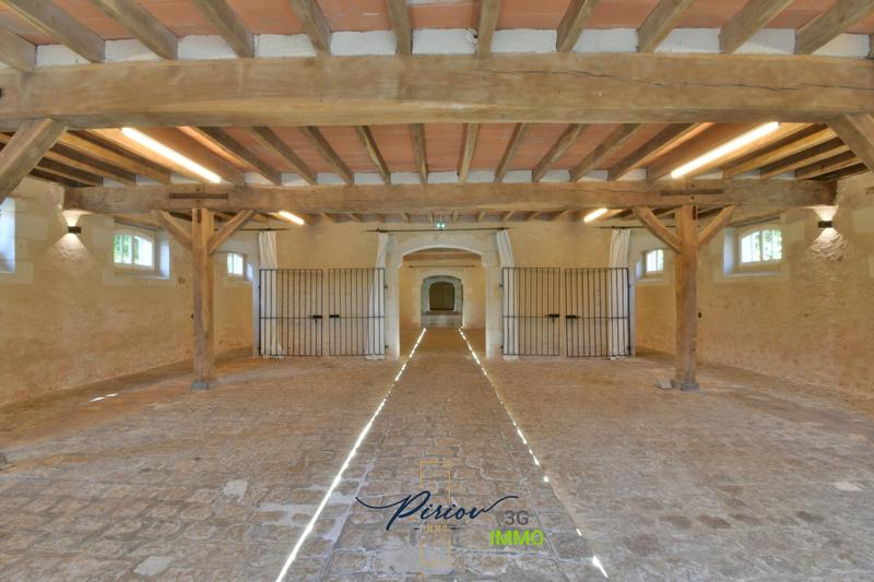 Local commercial - 563 m²