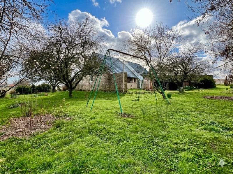 Maison - 137 m² - 6 pièces