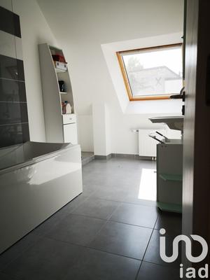 Maison - 178 m² - 8 pièces