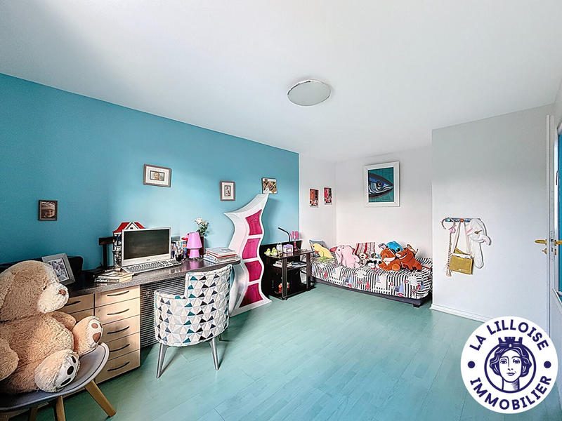 Maison - 196 m² - 8 pièces