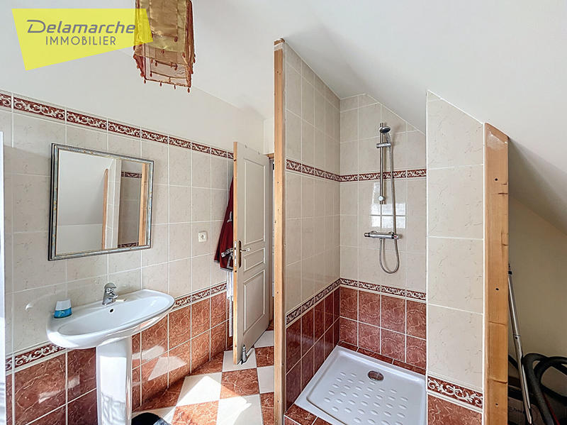 Maison - 168 m² - 7 pièces