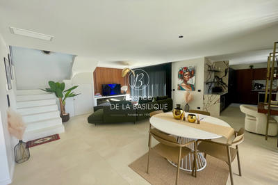 Maison - 114 m² - 4 pièces