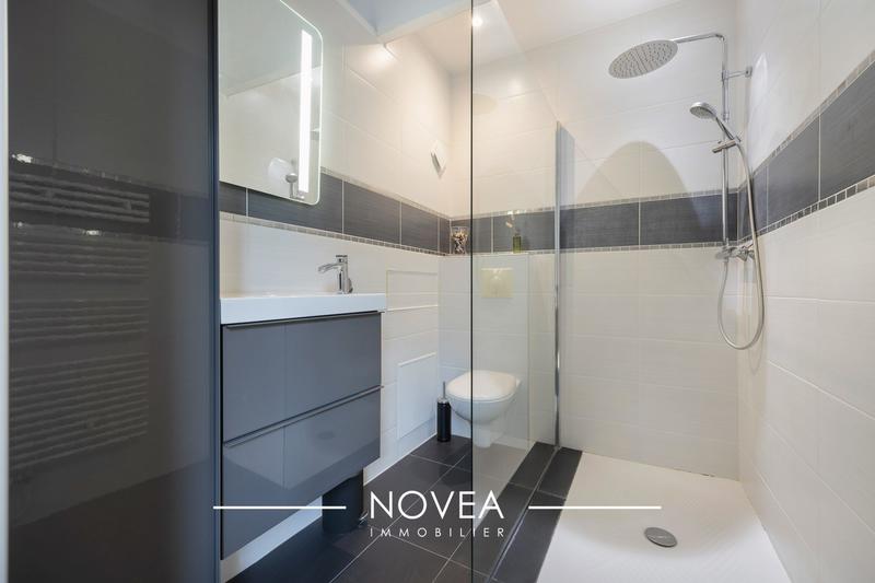 Appartement - 110 m² - 4 pièces