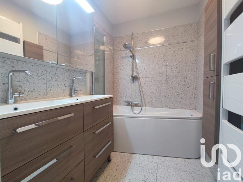 Appartement - 128 m² - 5 pièces