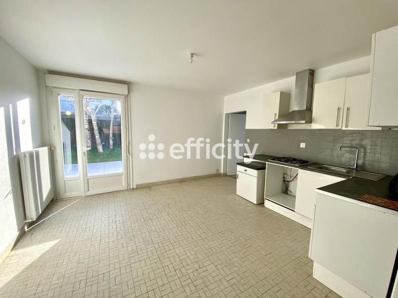 Maison - 232 m² - 8 pièces