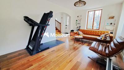 Maison - 170 m² - 7 pièces