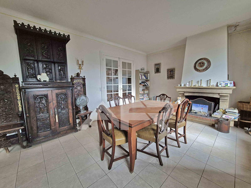 Maison - 98 m² - 5 pièces