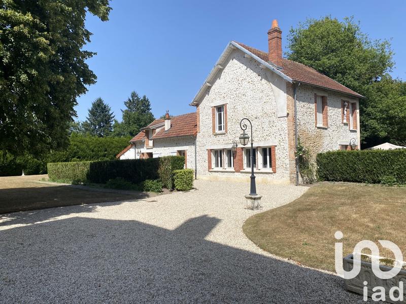 Maison - 440 m² - 14 pièces