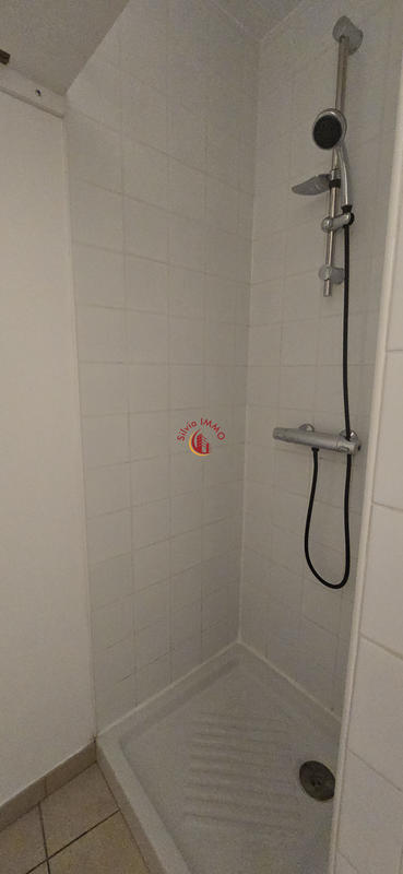 Immeuble - 203 m² - 9 pièces