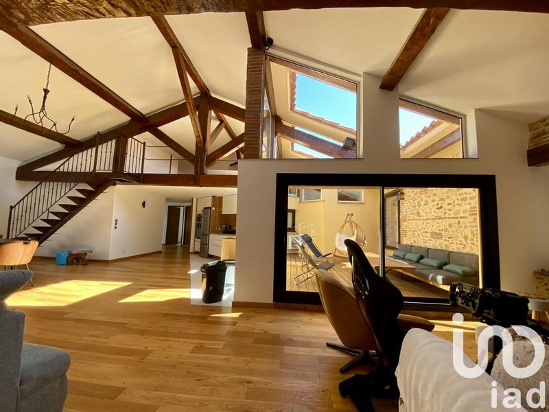 Maison - 200 m² - 6 pièces