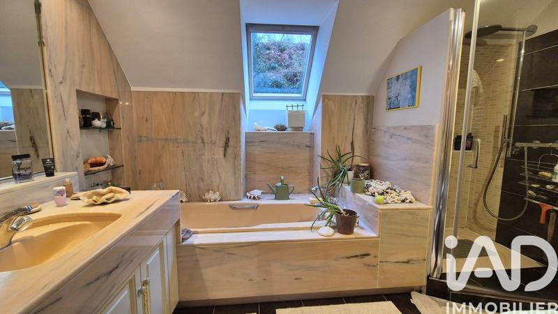 Maison - 144 m² - 6 pièces