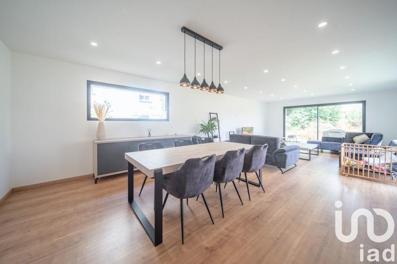 Maison - 168 m² - 6 pièces