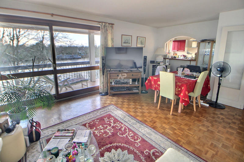 Appartement - 81 m² - 3 pièces