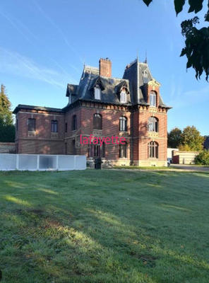Château - 450 m² - 12 pièces