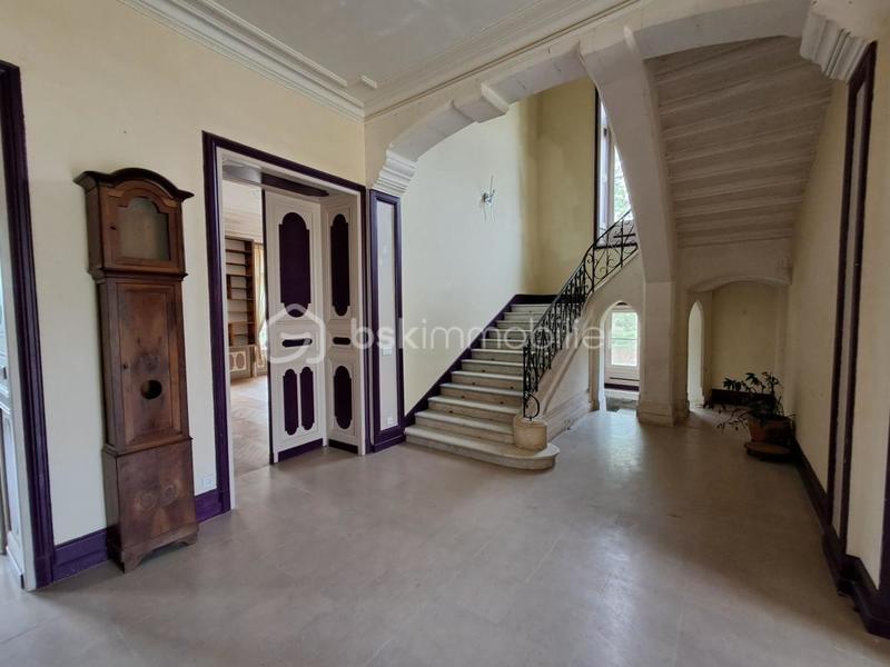 Château - 770 m² - 11 pièces