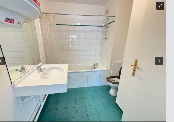 Studio - 30 m² - 1 pièce