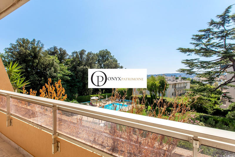 Appartement - 153 m² - 4 pièces