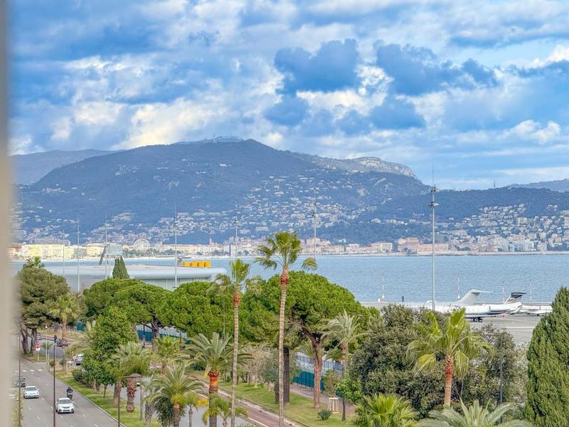 Appartement - 80 m² - 3 pièces