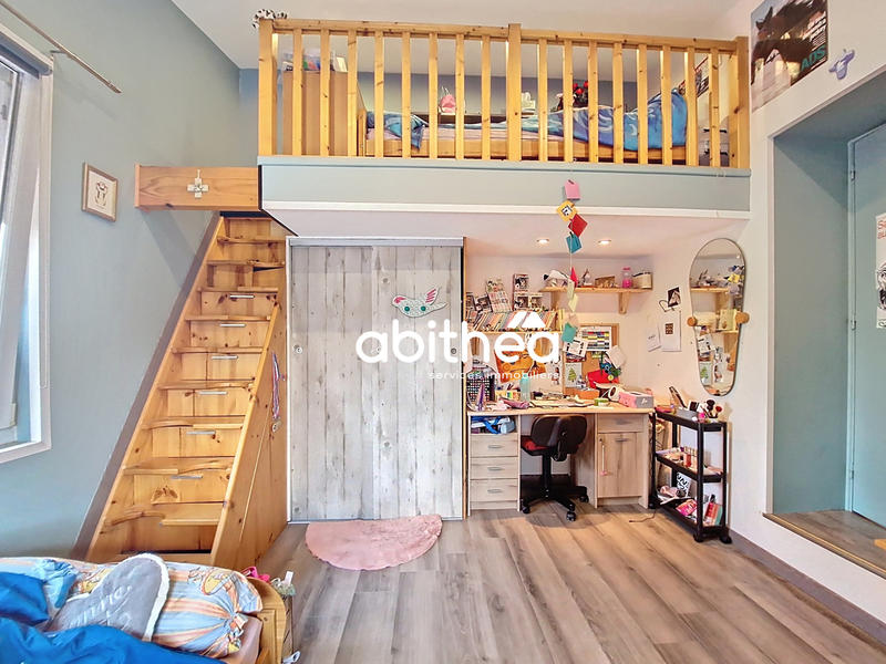 Maison - 162 m² - 6 pièces