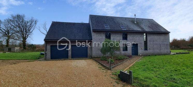 Maison - 168 m² - 8 pièces