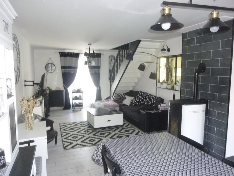 Maison - 180 m² - 8 pièces